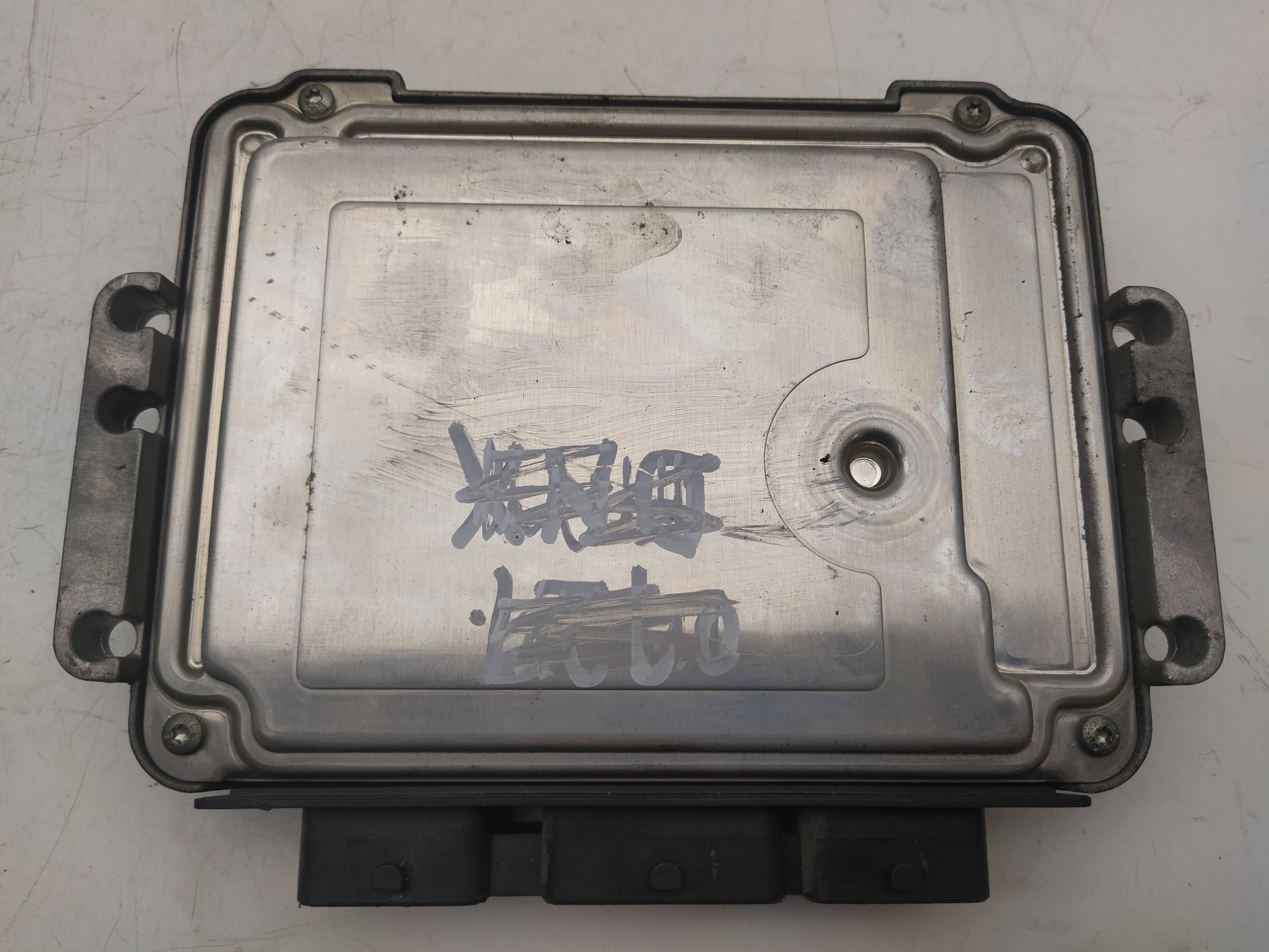 RENAULT Scenic 2 generation (2003-2010) Engine Control Unit ECU 0281012769,8200391966 18601106