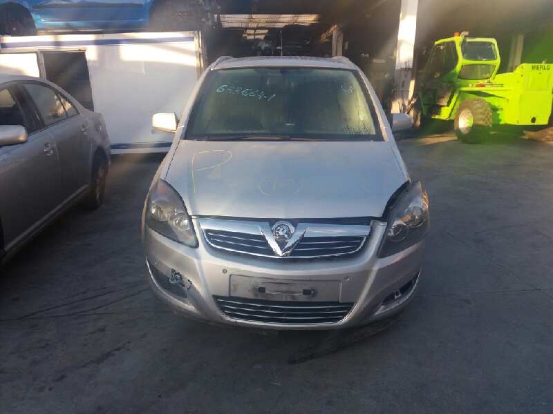 OPEL Zafira B (2005-2010) Volant 13208859, 440758813 18514681