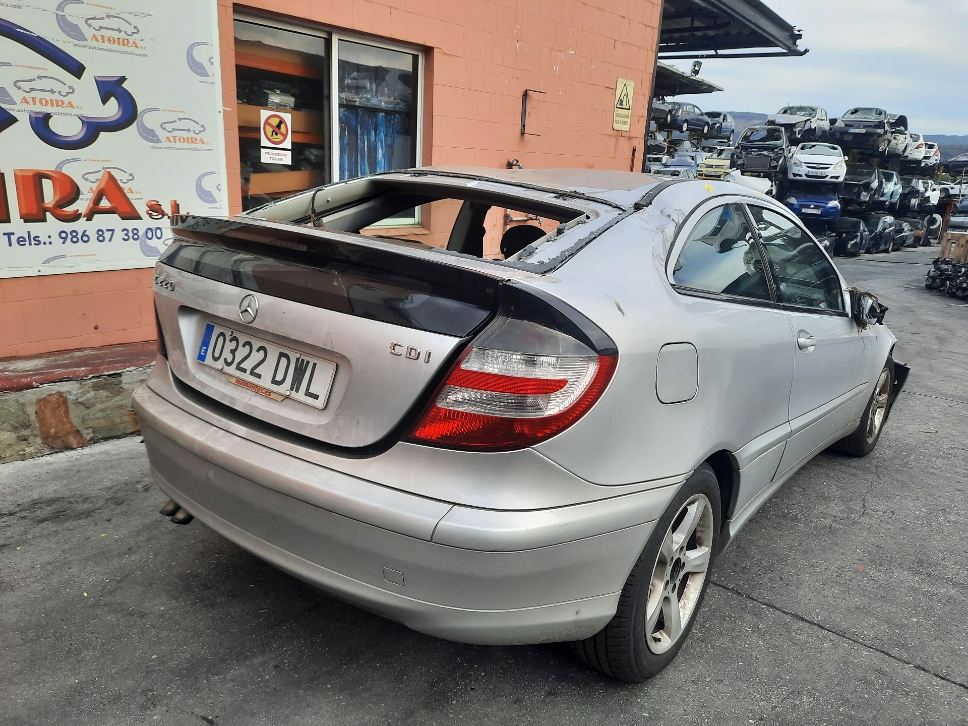 MITSUBISHI C-Class W203/S203/CL203 (2000-2008) Ступица передняя левая A2043320101 18606830