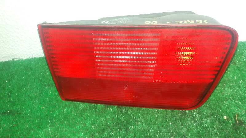 BMW 5 Series E39 (1995-2004) Rear Right Taillight Lamp 8361674 18394655