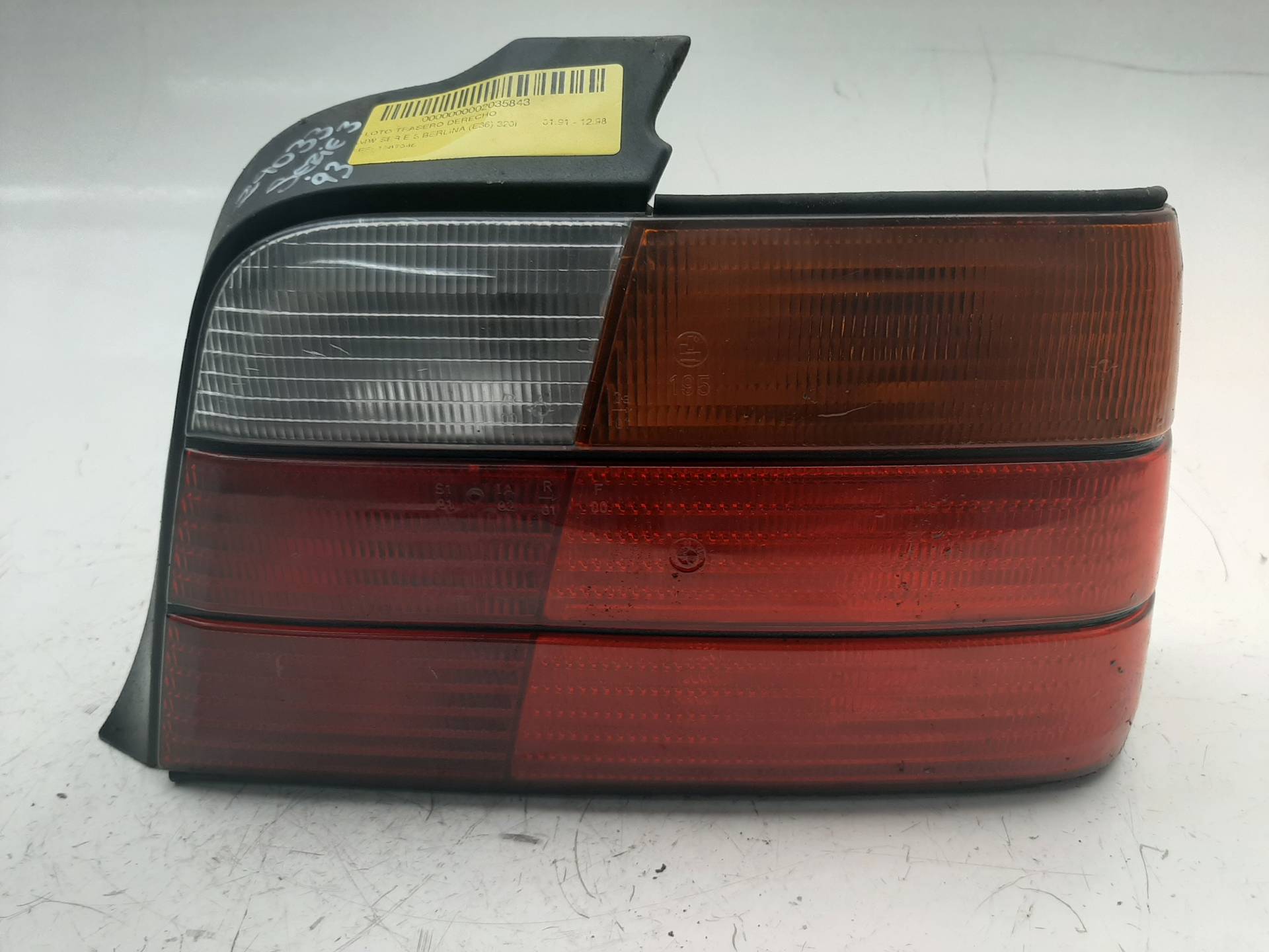BMW 3 Series E36 (1990-2000) Galinis dešinys žibintas 1387046, 195004B 18580323