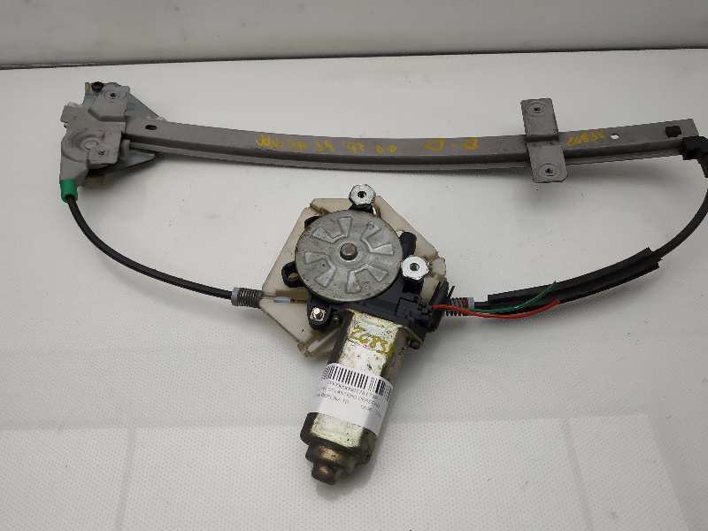 VOLVO S40 1 generation (1996-2004) Vindusregulator foran høyre dør 30623449 24008142