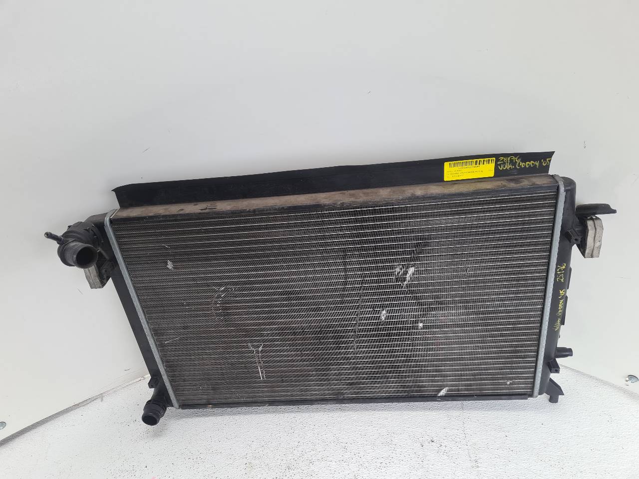 VOLKSWAGEN Caddy 3 generation (2004-2015) Охлаждающий радиатор 1K0121251DF 18560627