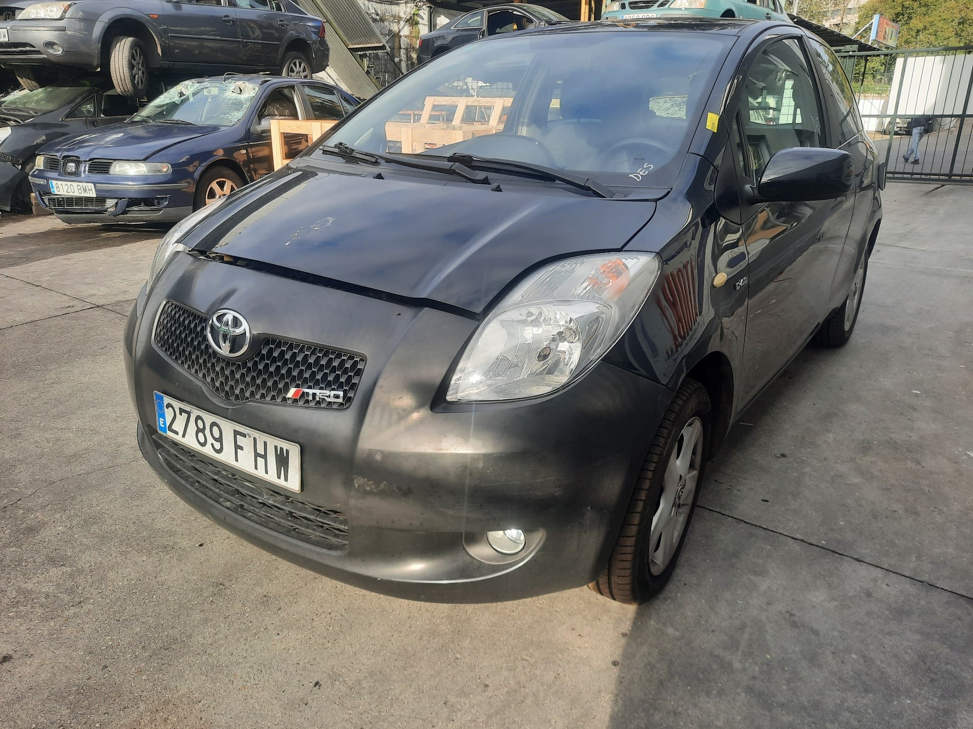 TOYOTA Yaris 2 generation (2005-2012) Трапеции стеклоочистителей 851100D080, 1593000431 18641617