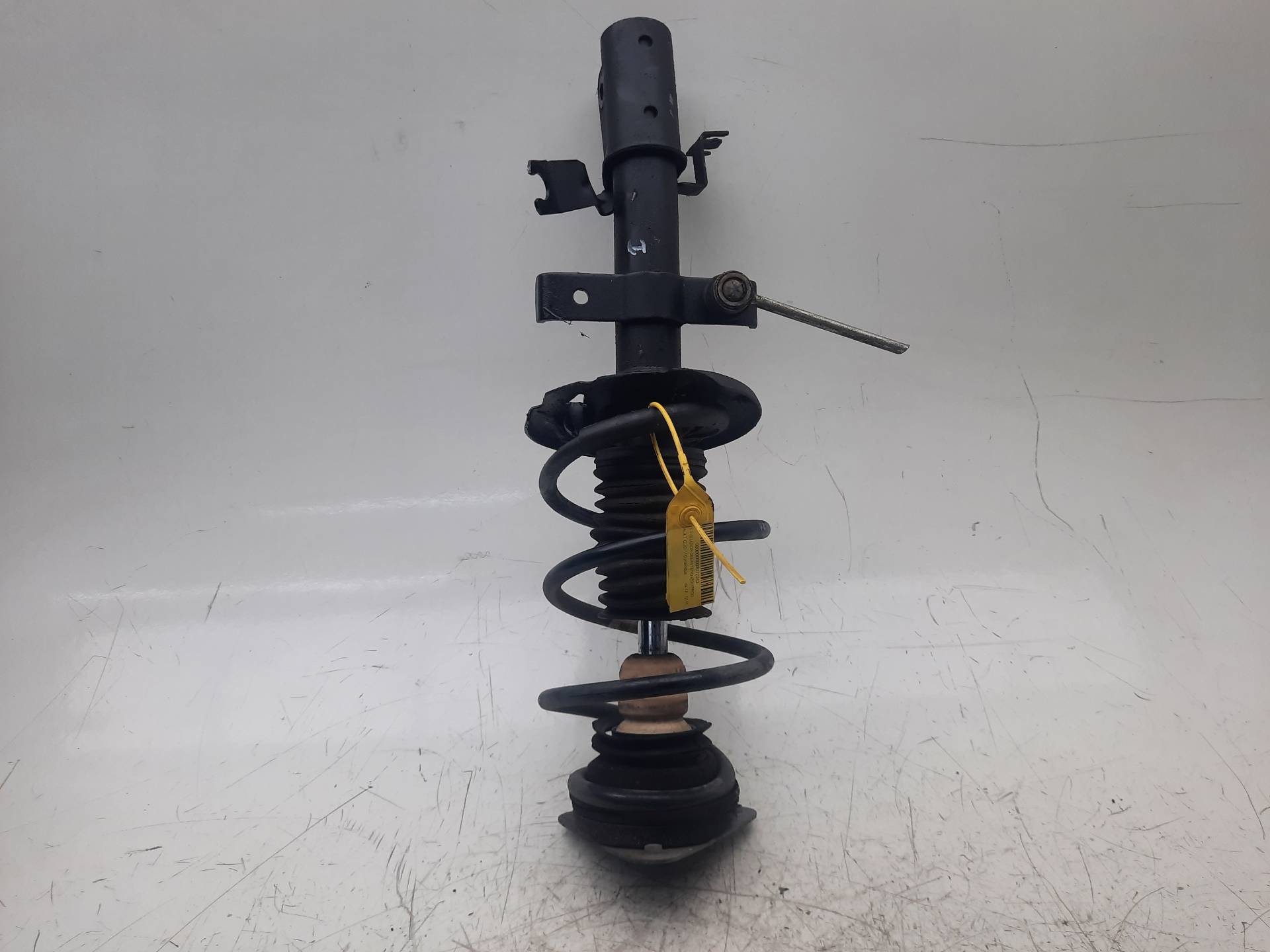 RENAULT Clio 4 generation (2012-2020) Front Left Shock Absorber 18577010