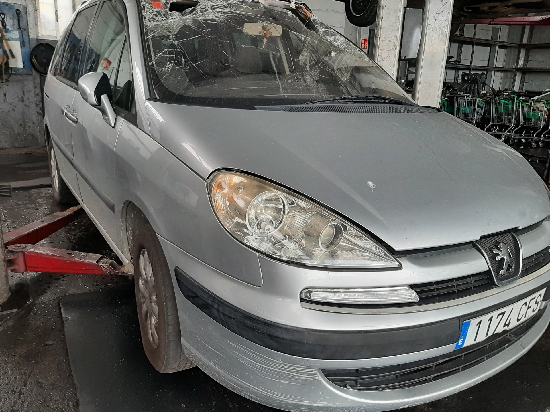 PEUGEOT 807 1 generation (2002-2012) Крыло переднее левое 7840L1 22288394