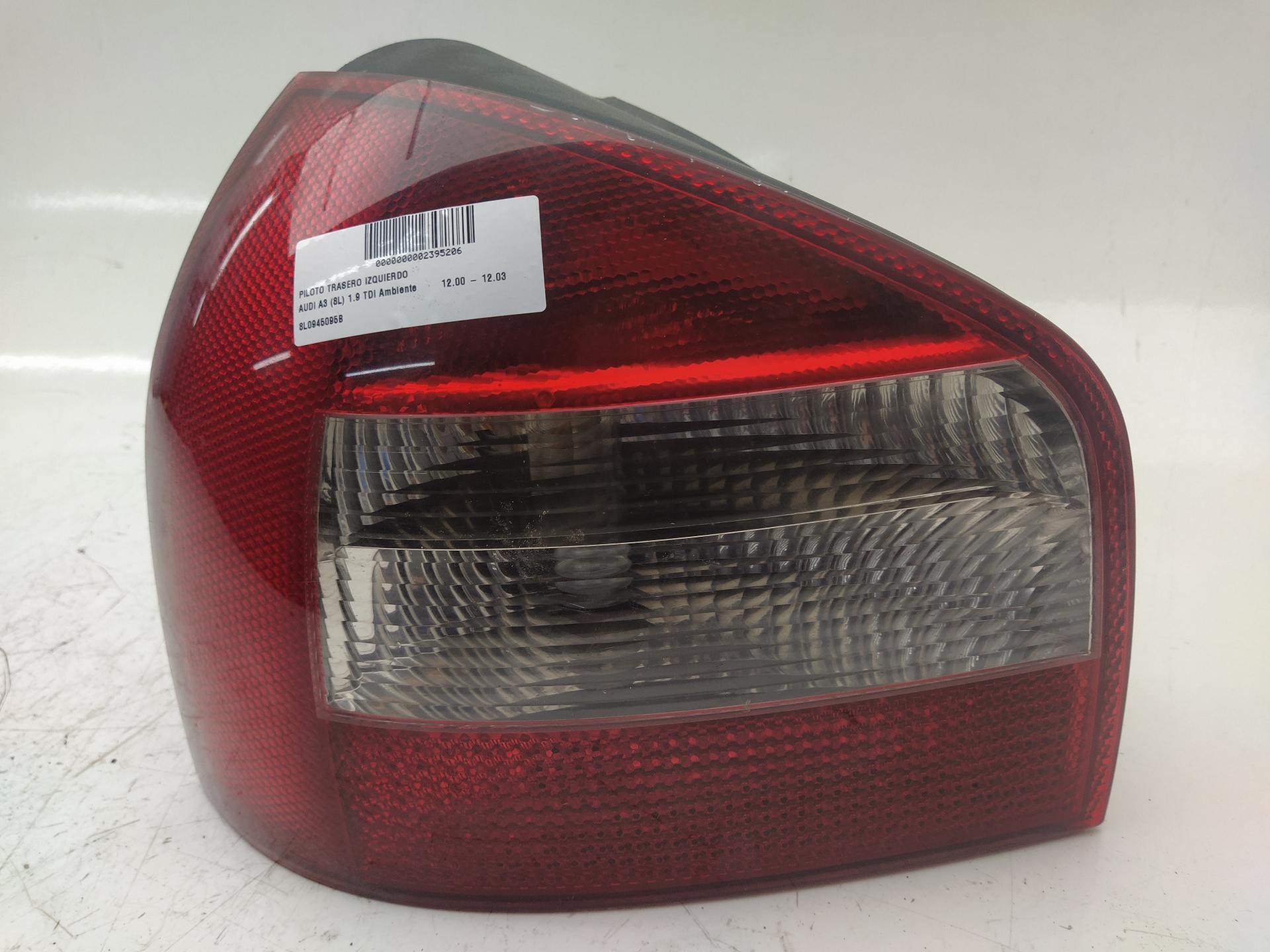 AUDI A3 8L (1996-2003) Rear Left Taillight 8L0945095B 25968465