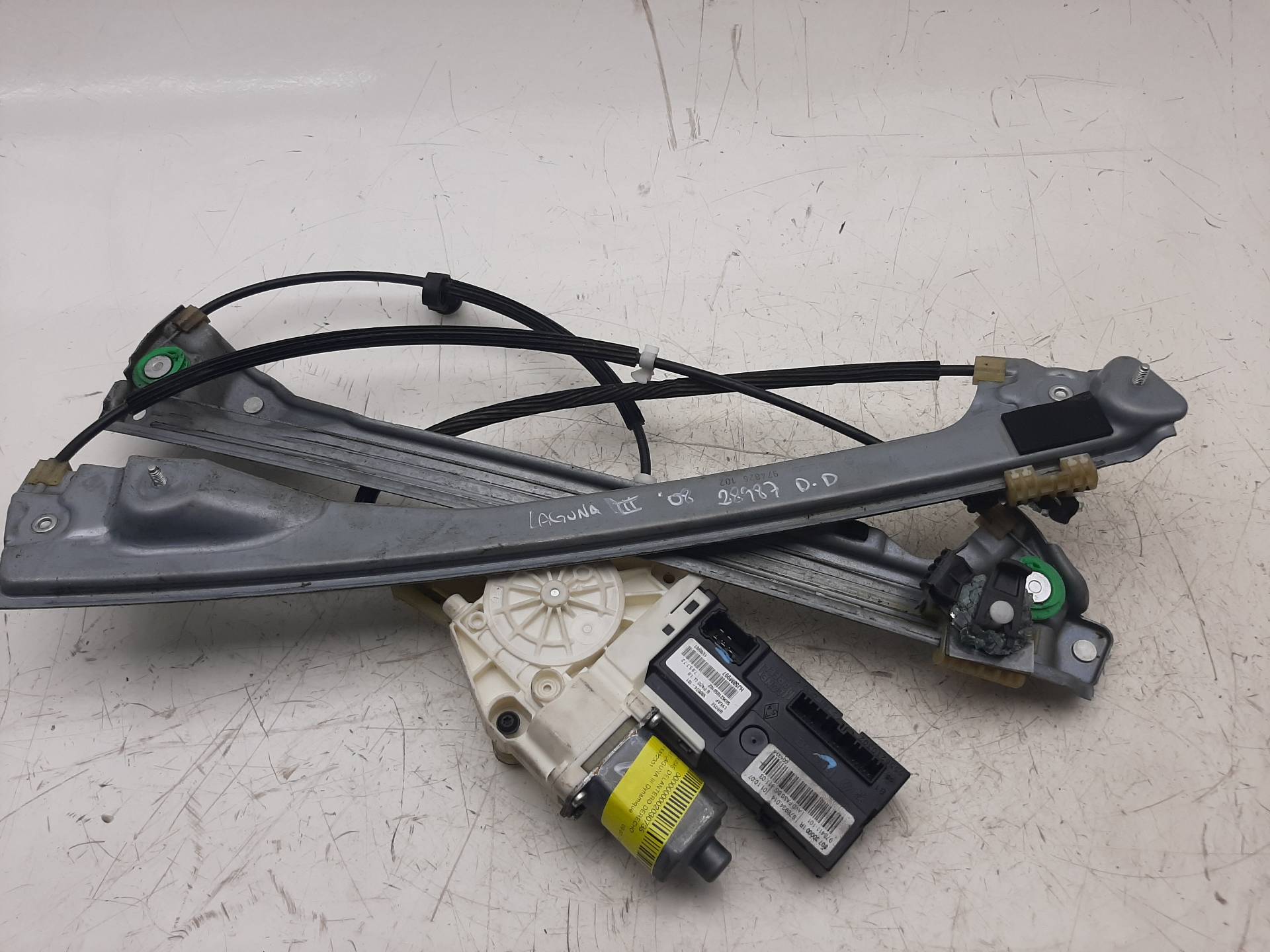 RENAULT Laguna 3 generation (2007-2015) Front Right Door Window Regulator 0130822331 18579342