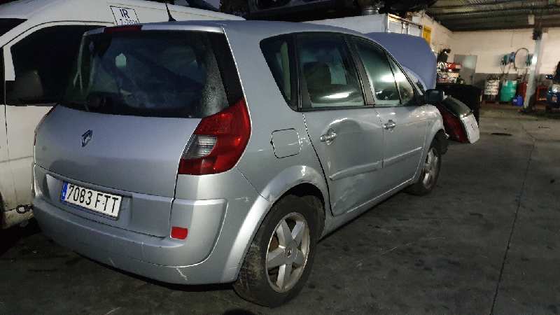 RENAULT Scenic 2 generation (2003-2010) Priekinių dešinių durų stiklo pakelėjas 400727D 18536539