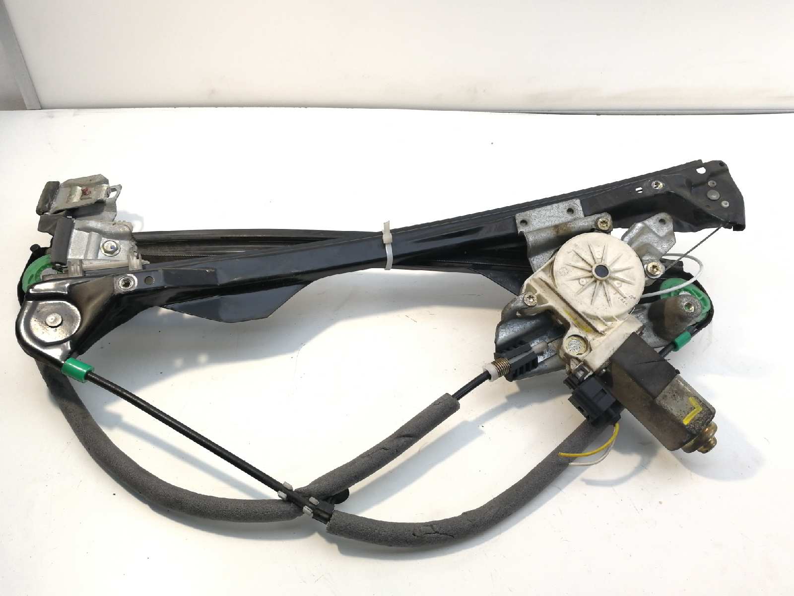 PEUGEOT Focus 1 generation (1998-2010) Vindusregulator foran venstre dør XS4123201, 119144103 18490317