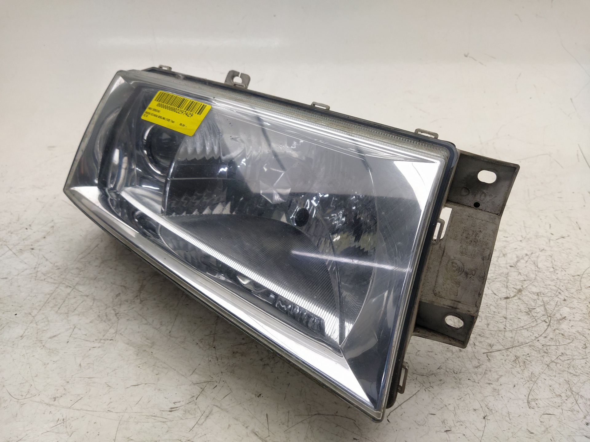 AUDI Octavia 1 generation (1996-2010) Front Right Headlight 1U194118P 21670648