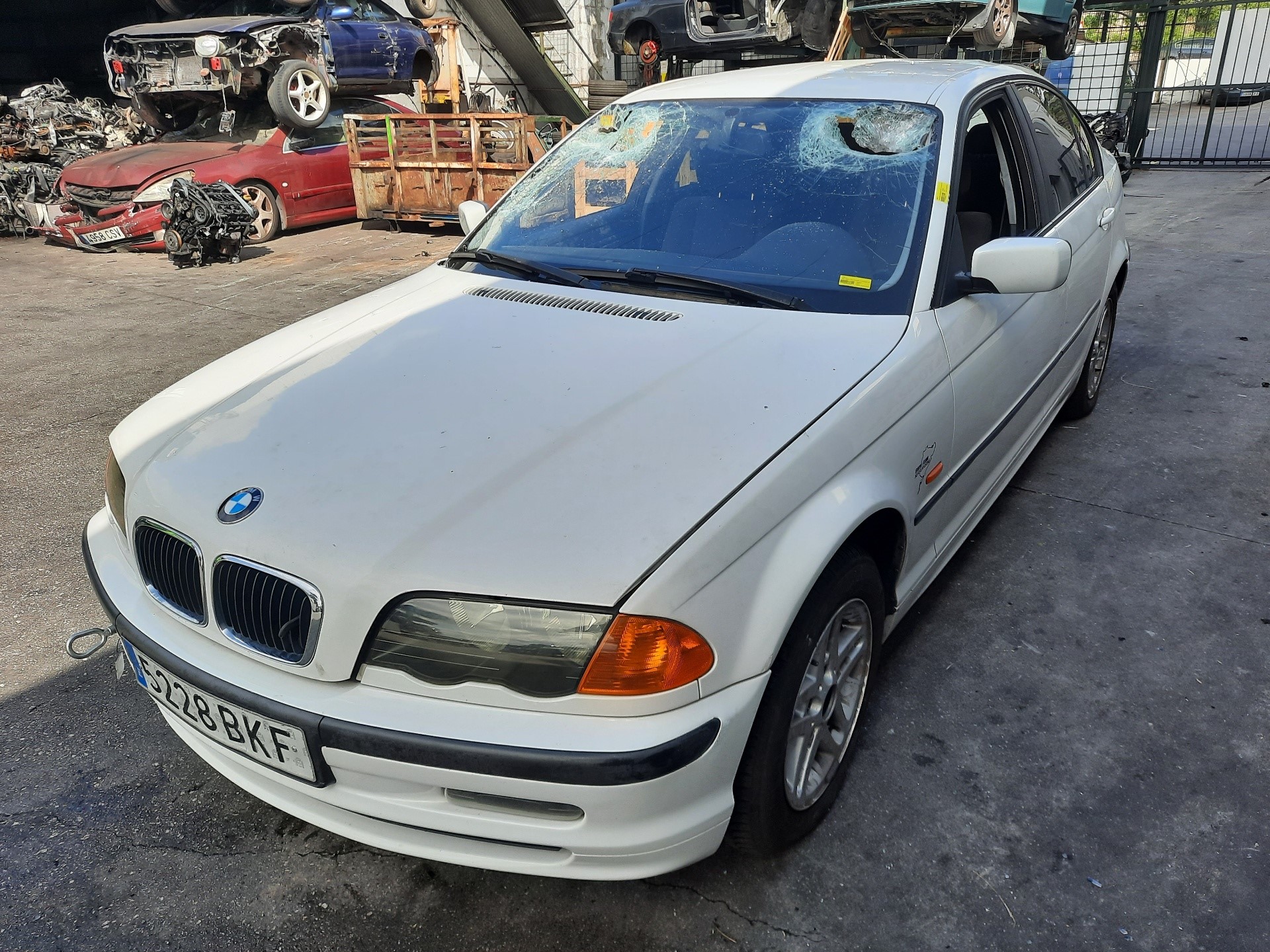 BMW 3 Series E46 (1997-2006) Bonnet 41618238461 18657903
