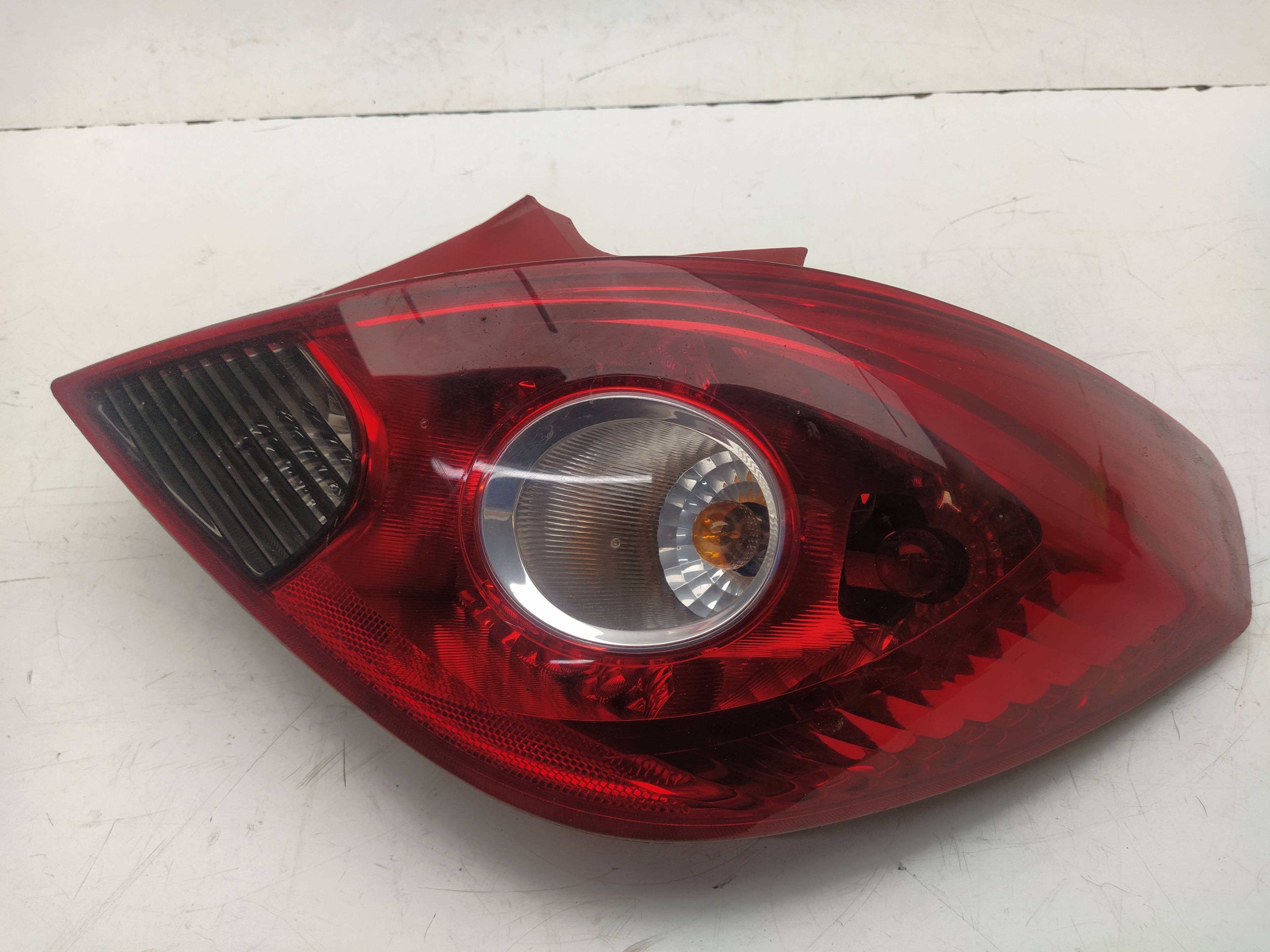OPEL Corsa D (2006-2020) Rear Right Taillight Lamp 13186351, 89038961A 24012746