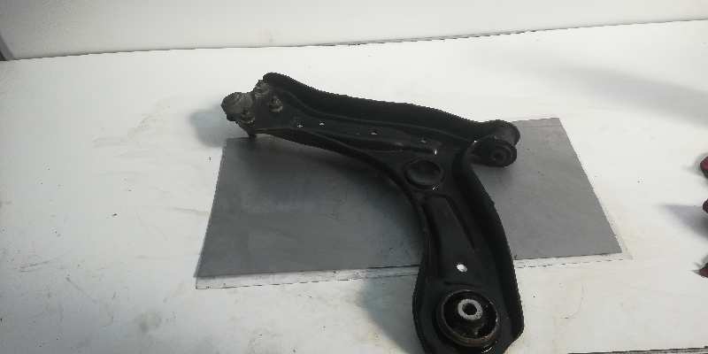 SEAT Ibiza 4 generation (2008-2017) Front Right Arm 6R0407152F 18490406