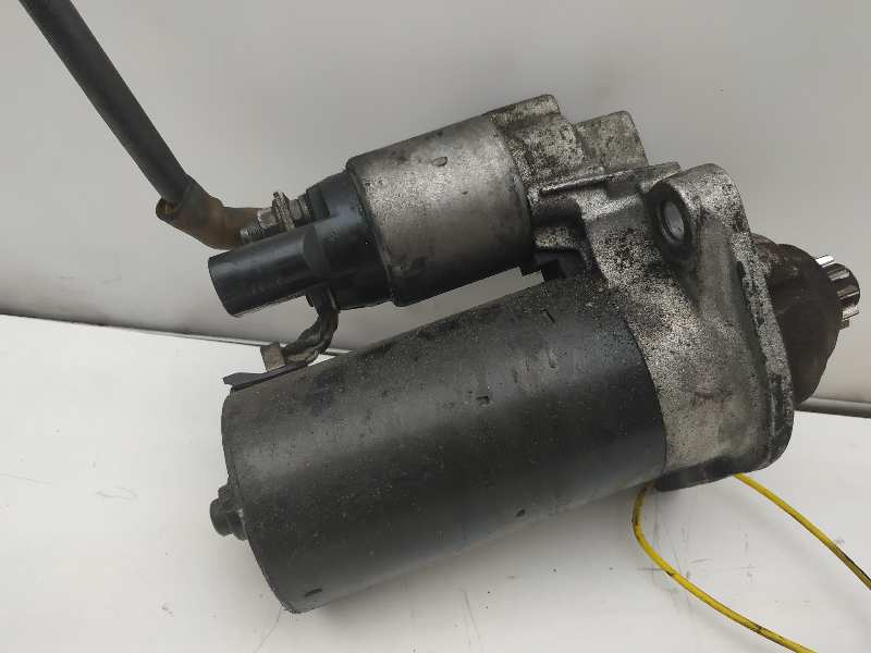 VOLKSWAGEN Golf 5 generation (2003-2009) Starter Motor 001123012 18526270