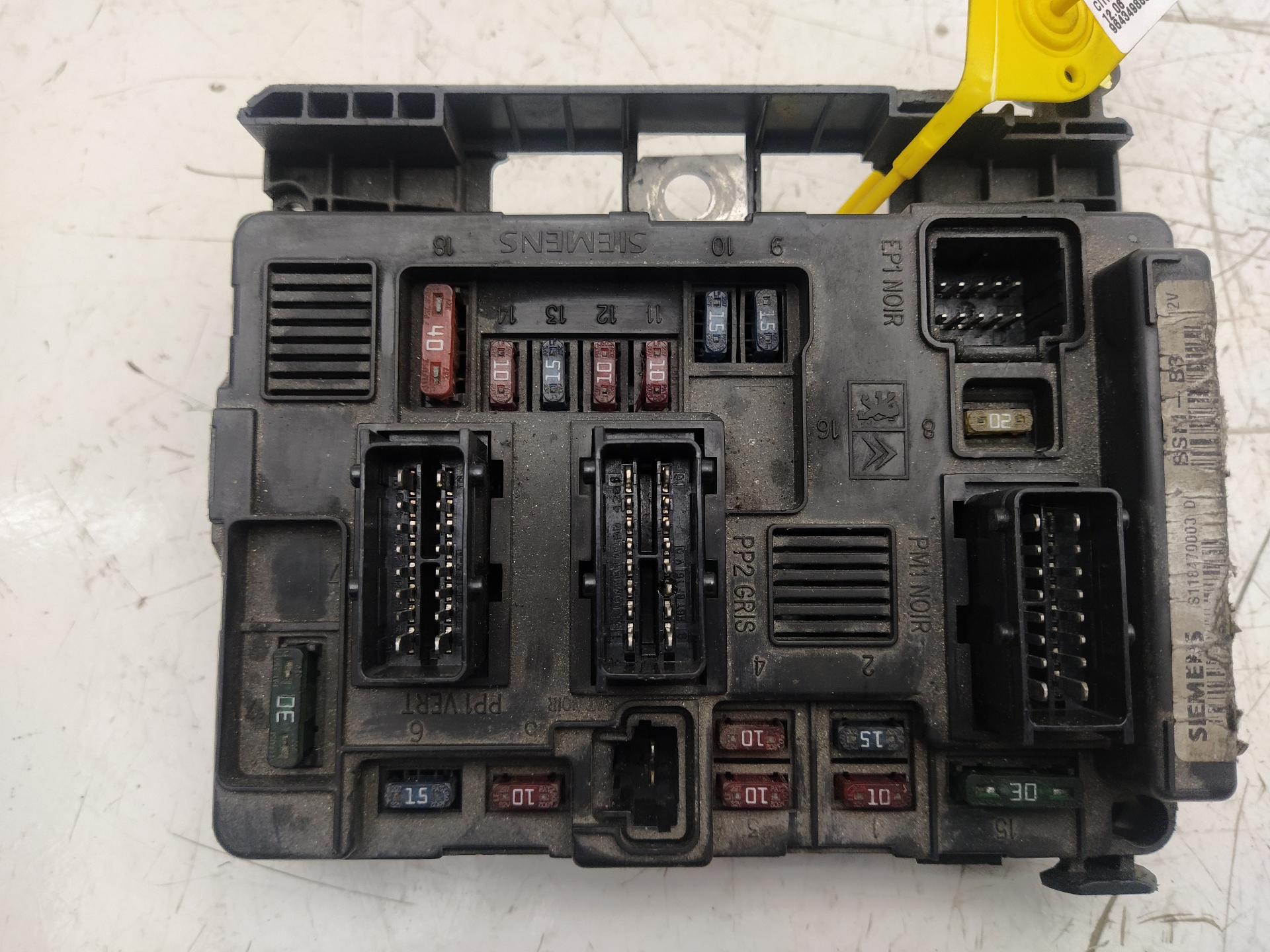 CITROËN Berlingo 1 generation (1996-2012) Fuse Box 9643498880 25766997