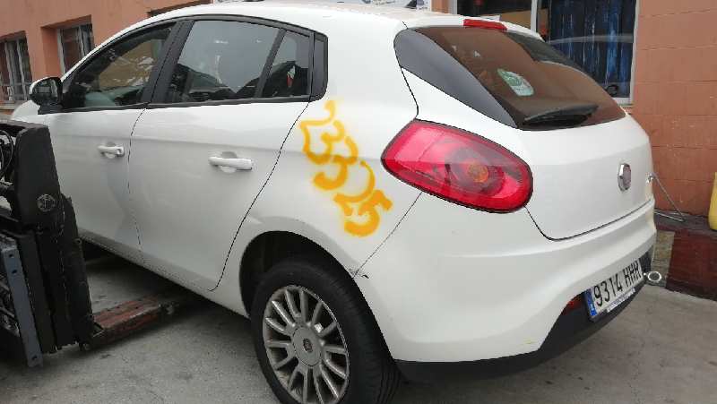 FIAT Bravo 2 generation (2007-2011) Климатичен радиатор 51896964 18450163