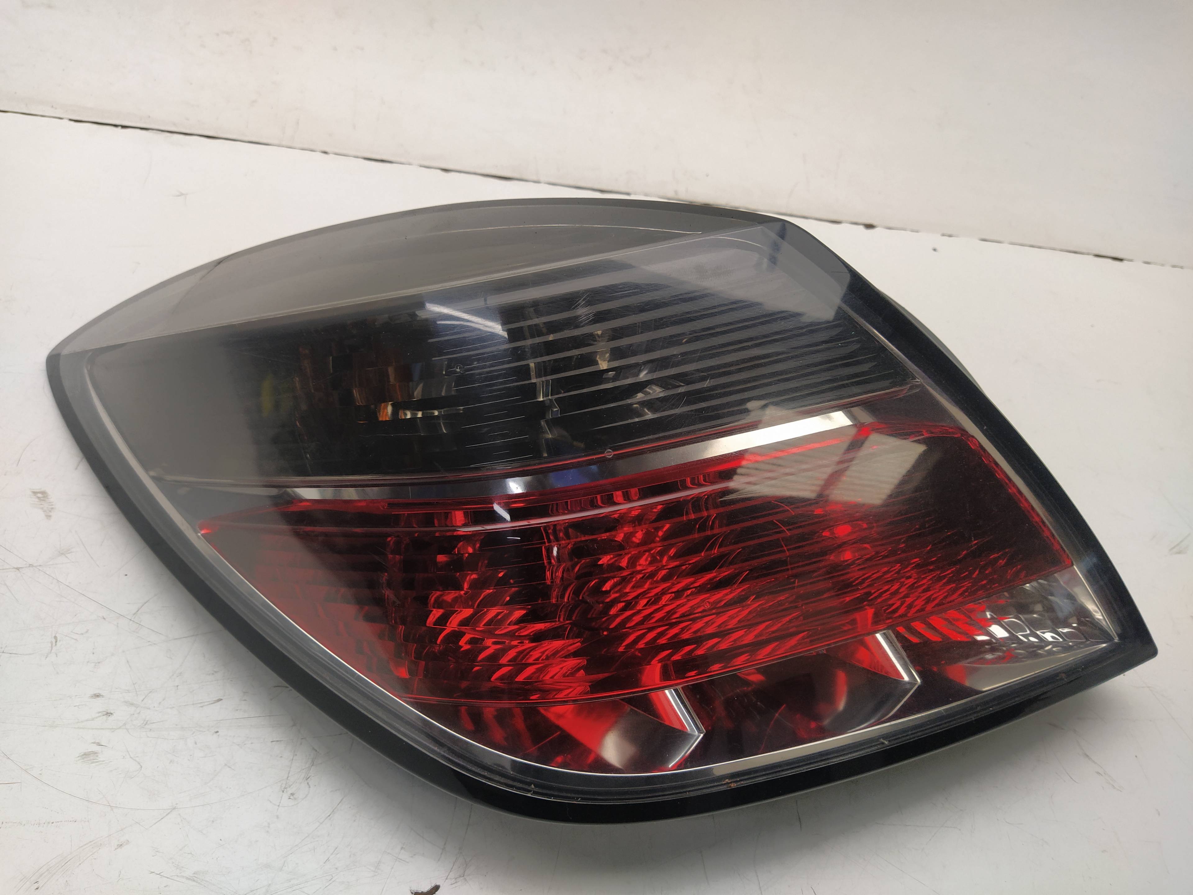 VAUXHALL Astra J (2009-2020) Rear Left Taillight 24451832, 00874801 20569315