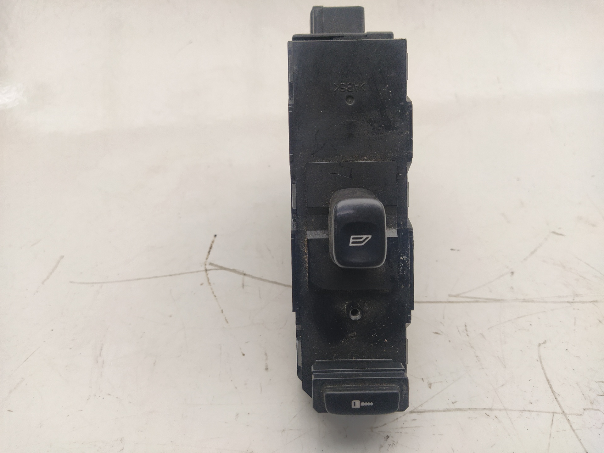 VOLVO S60 1 generation (2000-2009) Front Right Door Window Switch 30658147 25045109