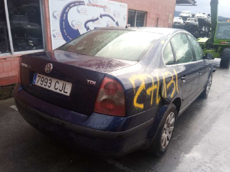 VOLKSWAGEN Passat B5 (1996-2005) Aizmugurējo kreiso durvju logu pacēlājs 3B5839755C 20139195