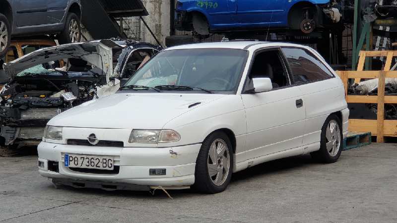 OPEL Astra F (1991-2002) Трапеции стеклоочистителей 22084735 18543083