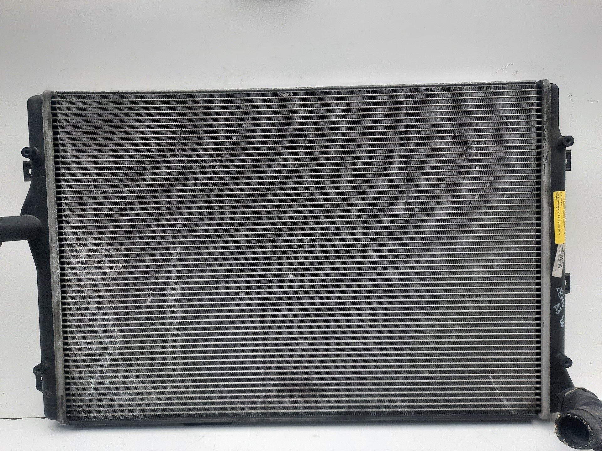 AUDI A3 8P (2003-2013) Охлаждающий радиатор 1K0121251N 18574929