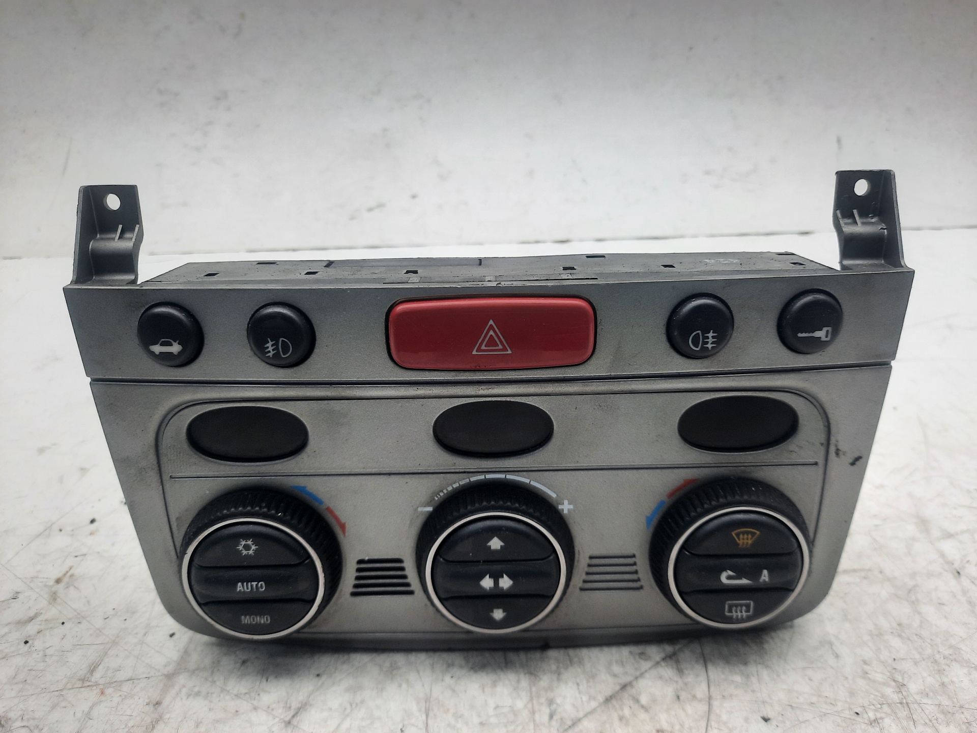 ALFA ROMEO GT 937 (2003-2010) Climate  Control Unit 01560513690 18631904