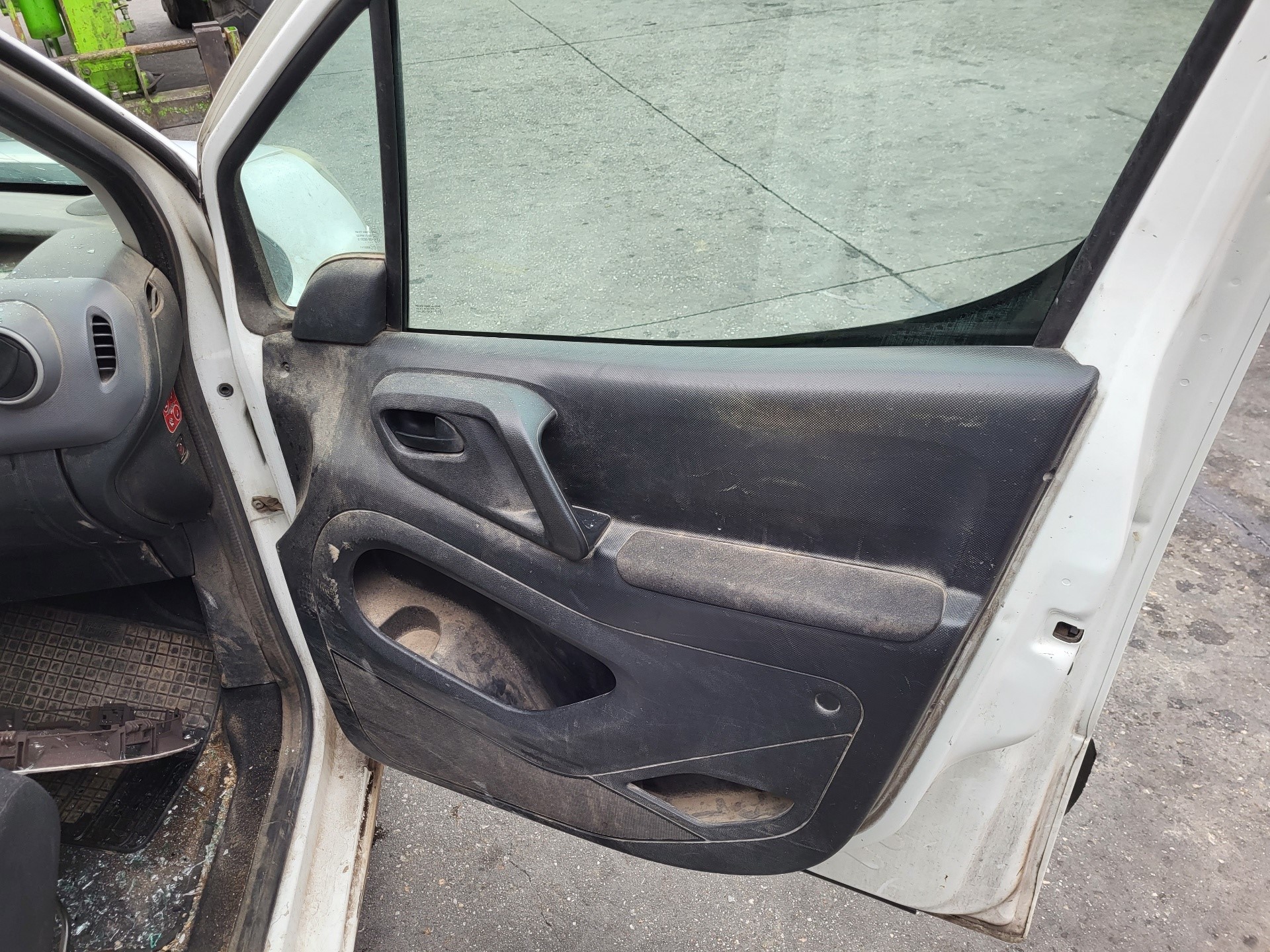 CITROËN Berlingo 2 generation (2008-2023) Priekšējo labo durvju logu pacēlājs 9222EQ 18660492