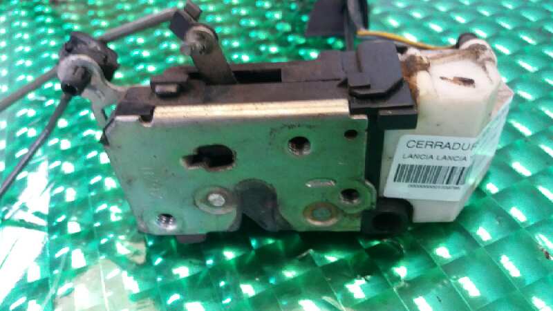 VAUXHALL Front Right Door Lock B792 18408263