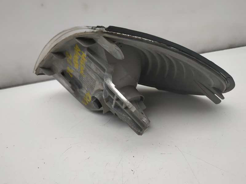 VAUXHALL Almera N16 (2000-2006) Front Right Fender Turn Signal 082151594RF 24008071