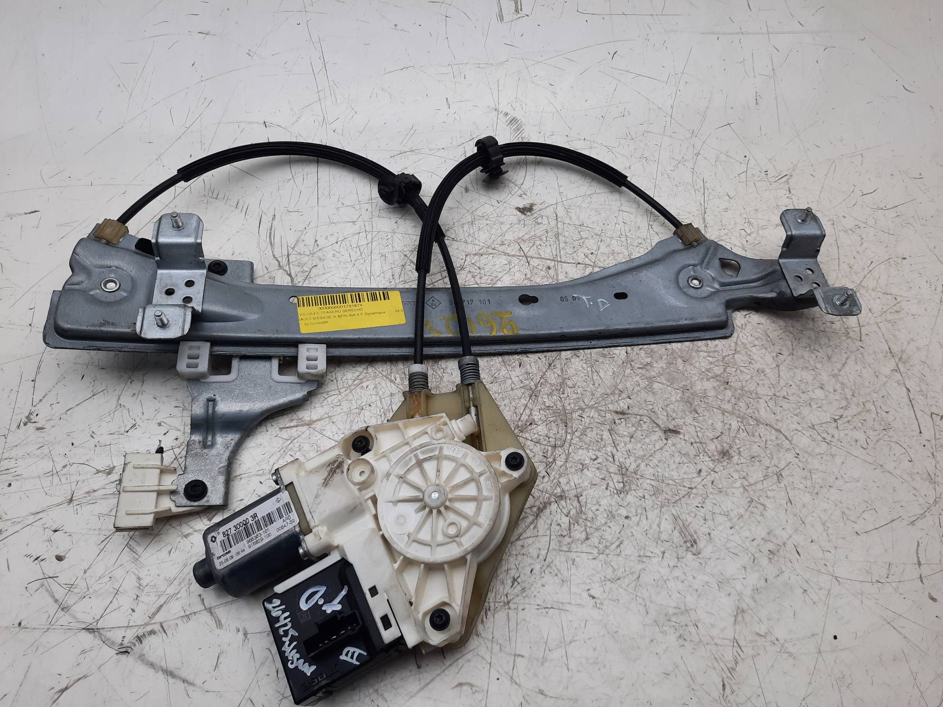 RENAULT Megane 3 generation (2008-2020) Rear Right Door Window Regulator 827300003R 18522680