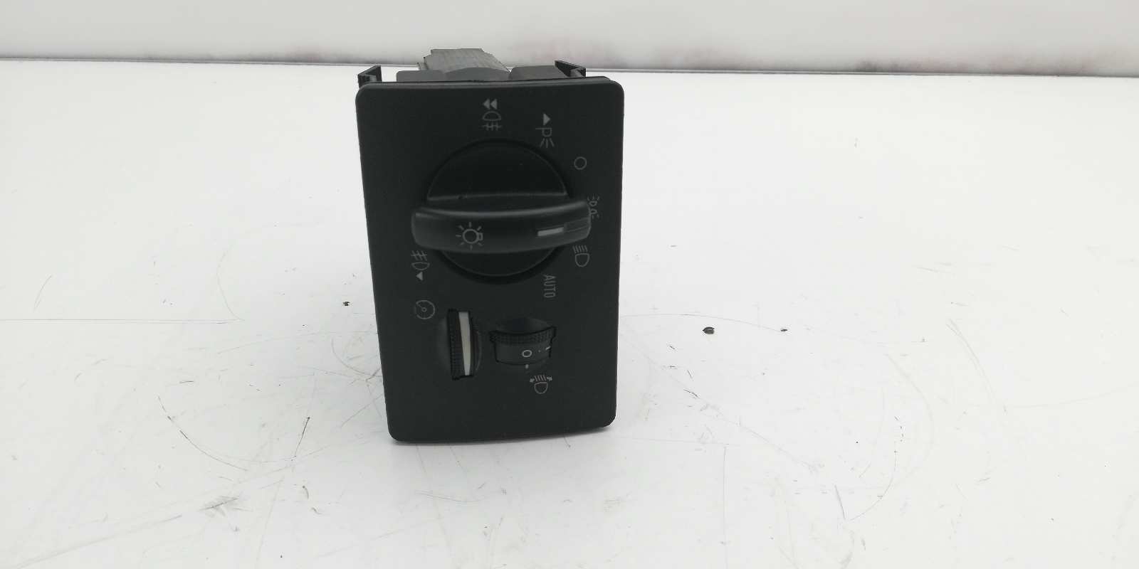 PEUGEOT Focus 2 generation (2004-2011) Headlight Switch Control Unit 4M5T13A024CA 18495420