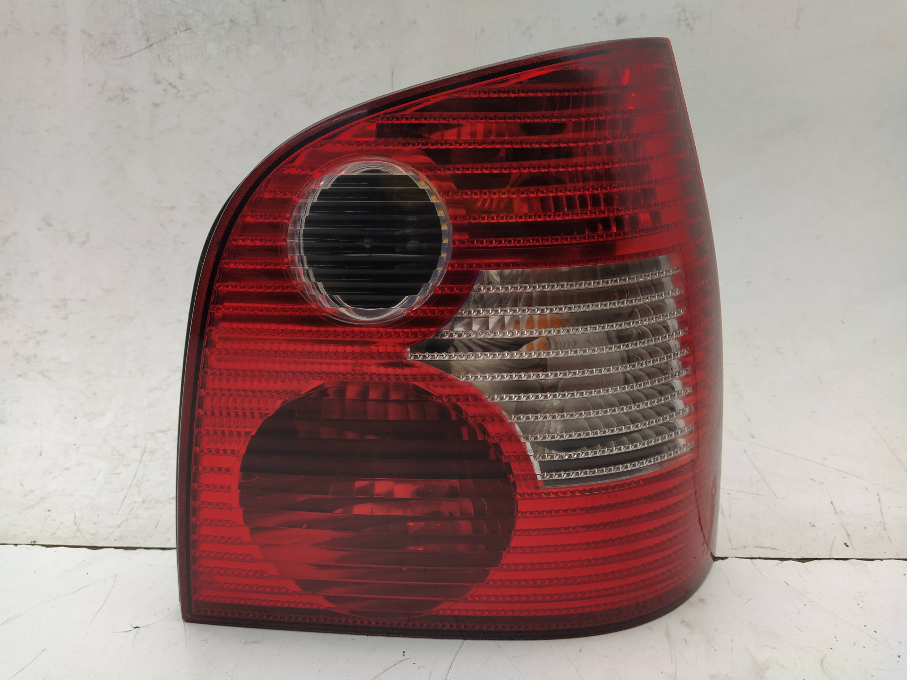 VOLKSWAGEN Polo 4 generation (2001-2009) Rear Right Taillight Lamp 6Q6945258A 18643498