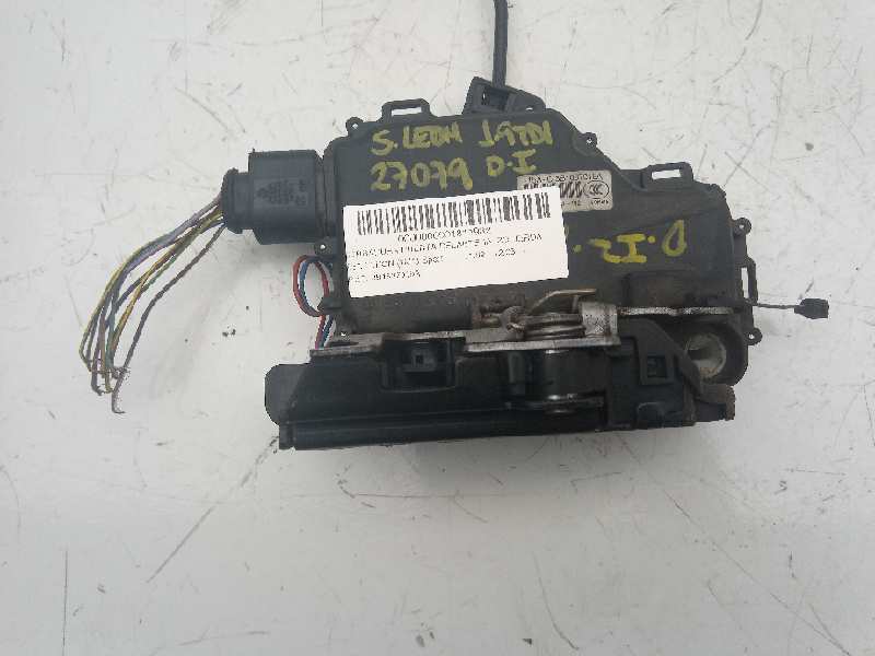 SEAT Leon 1 generation (1999-2005) Front Left Door Lock 3B1837015A, 117674102 18540212