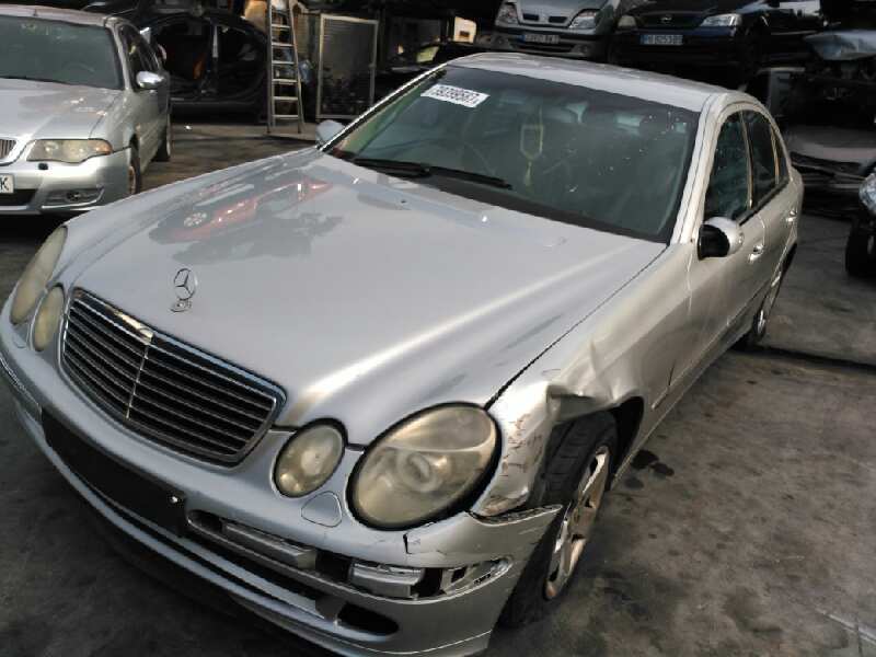 TOYOTA E-Class W211/S211 (2002-2009) Нижний рычаг передний правый A2113332914,A2113330597 18451741