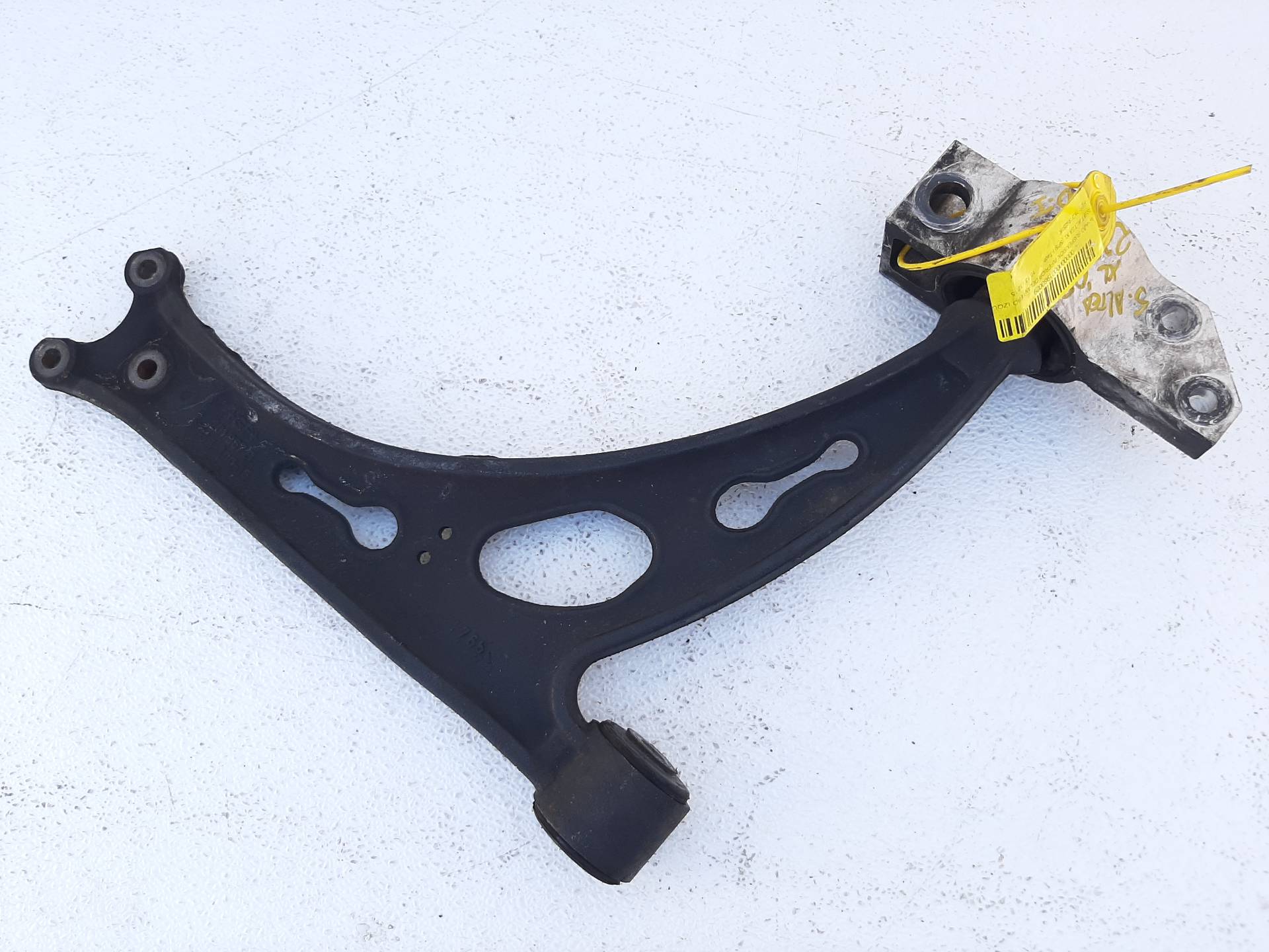 SEAT Toledo 3 generation (2004-2010) Braț de control inferior stânga față 1K0199231K 18565694