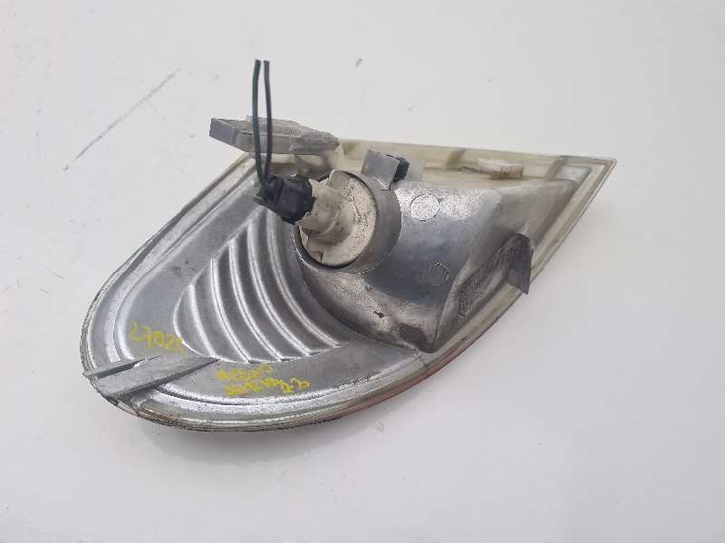 VAUXHALL Almera N16 (2000-2006) Front left turn light 26135BM415 24008518