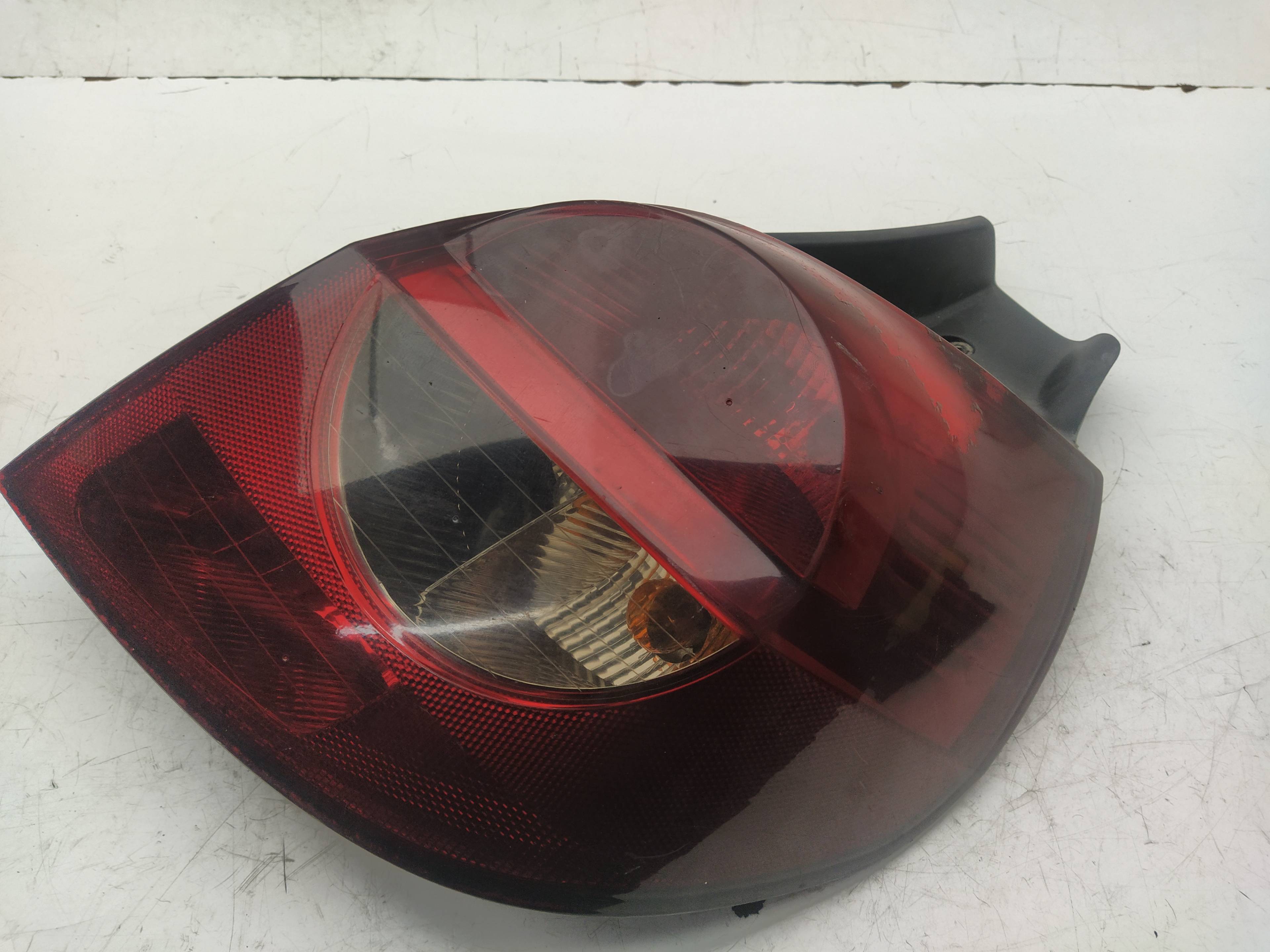 RENAULT Clio 3 generation (2005-2012) Rear Right Taillight Lamp 89035080 18572179