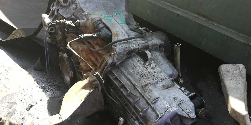 VOLKSWAGEN Passat B5 (1996-2005) Gearbox EEN 18435615