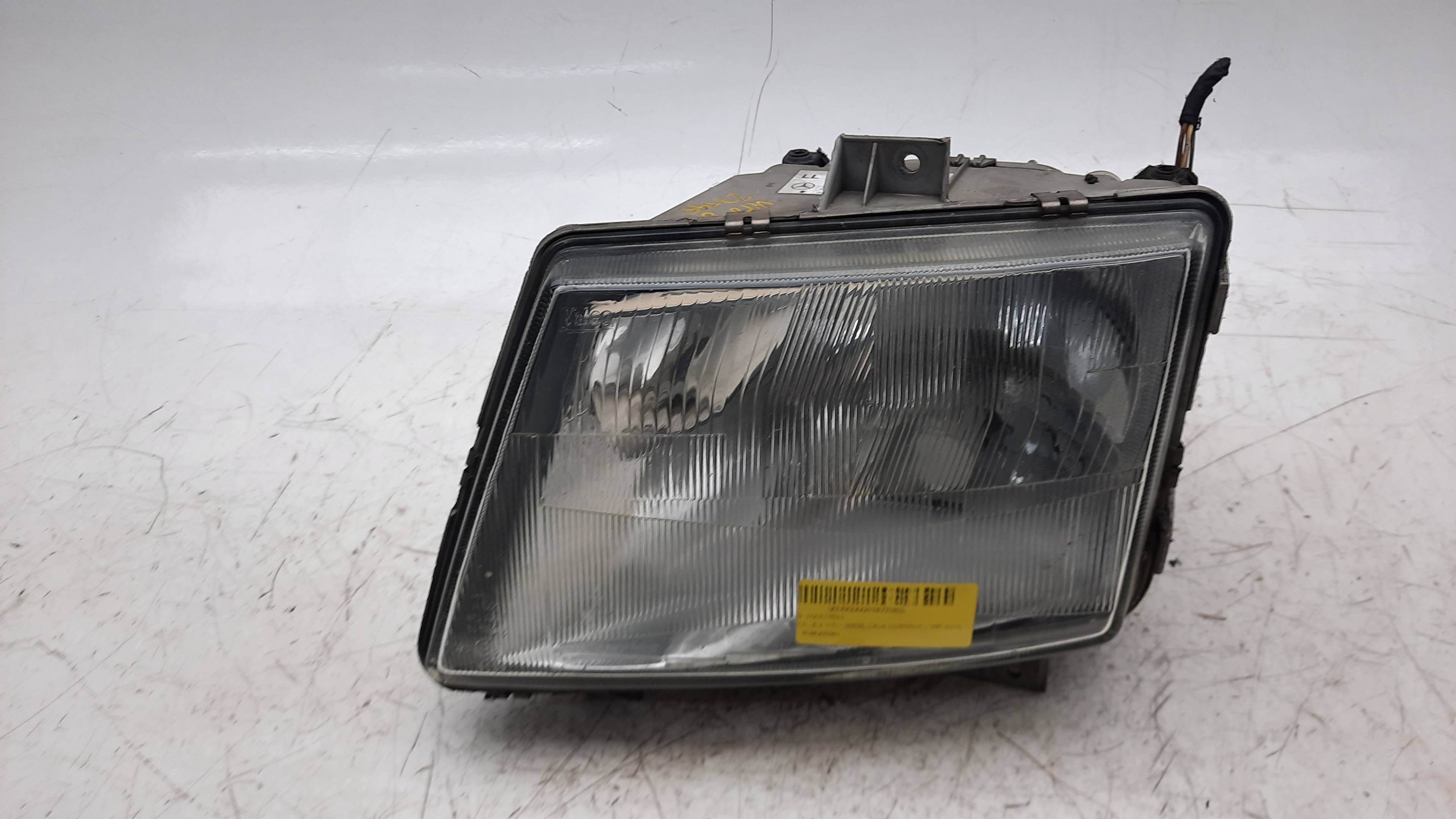 RENAULT Vito W638 (1996-2003) Αριστερό μπροστινό φανάρι 8388200061 18549698