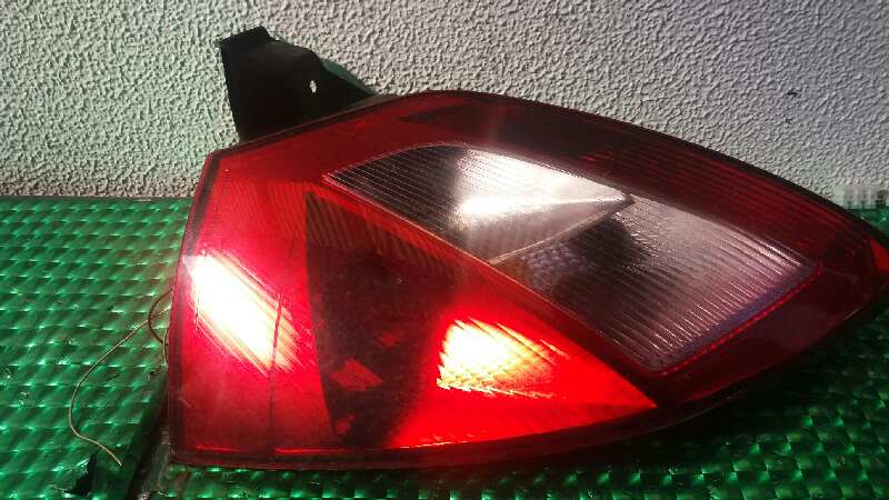 AUDI Megane 2 generation (2002-2012) Rear Left Taillight 8200073236 18367999