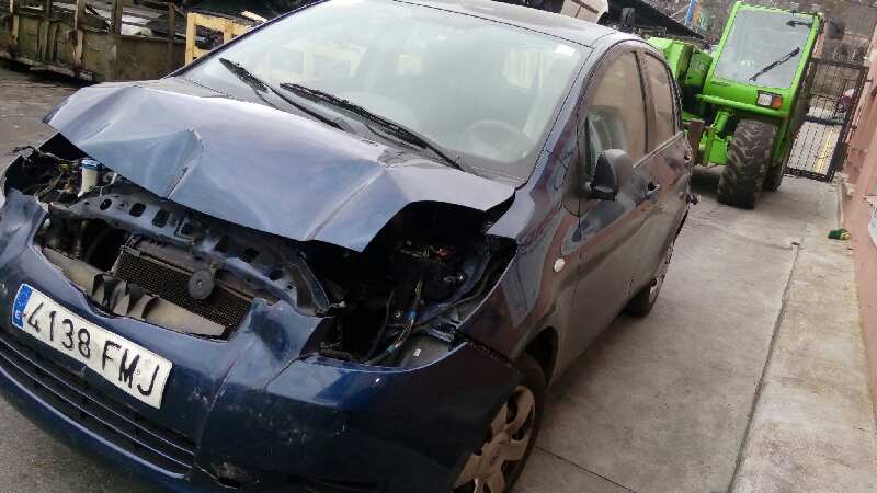 TOYOTA Yaris 2 generation (2005-2012) Priekšējo kreiso durvju logu pacēlājs 857020F010 18384261