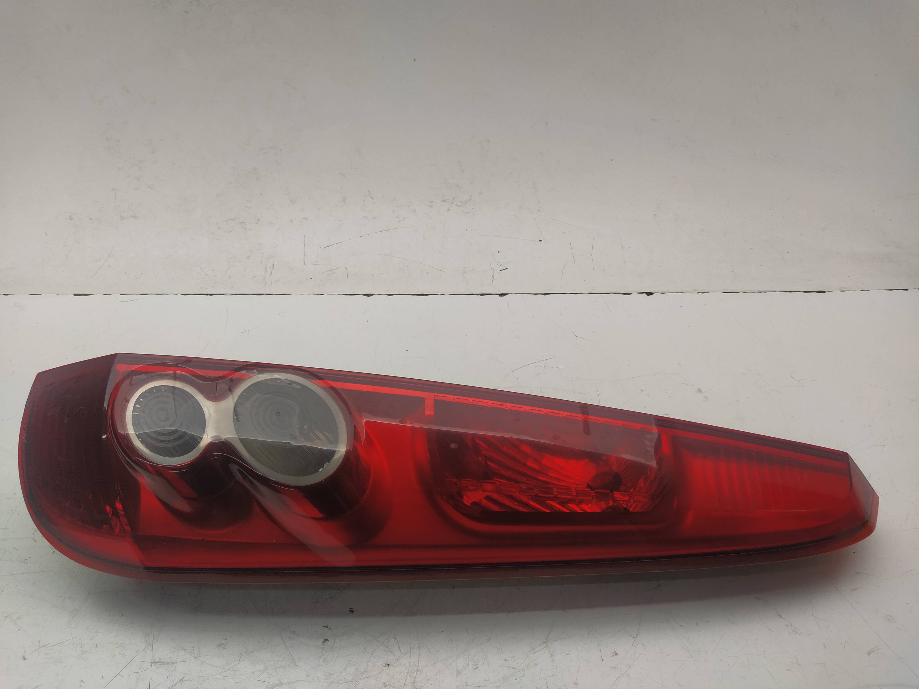 FORD Fiesta 5 generation (2001-2010) Rear Right Taillight Lamp 6S6113404A 18623156