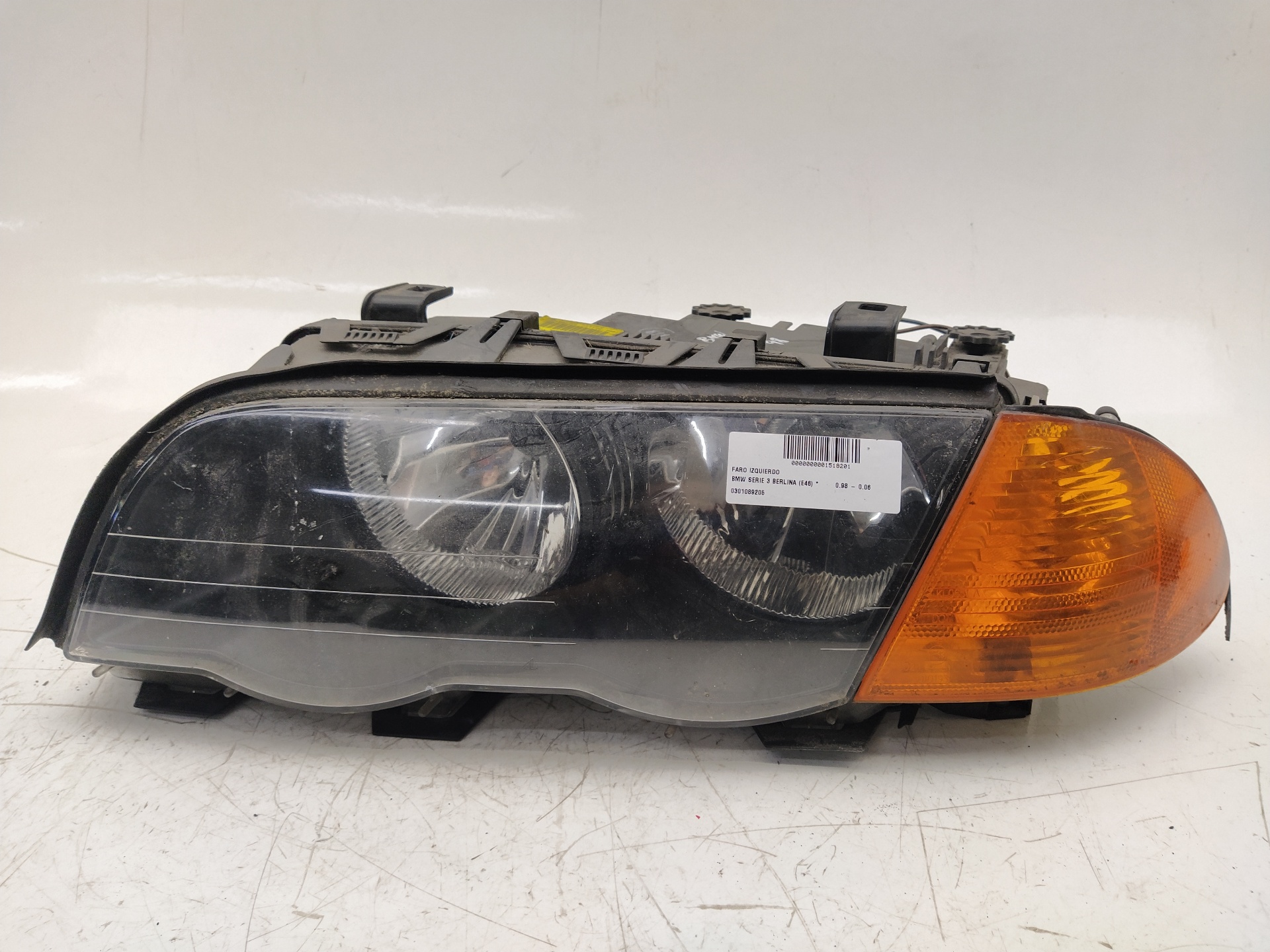 BMW 3 Series E46 (1997-2006) Front Left Headlight 0301089205 18481373