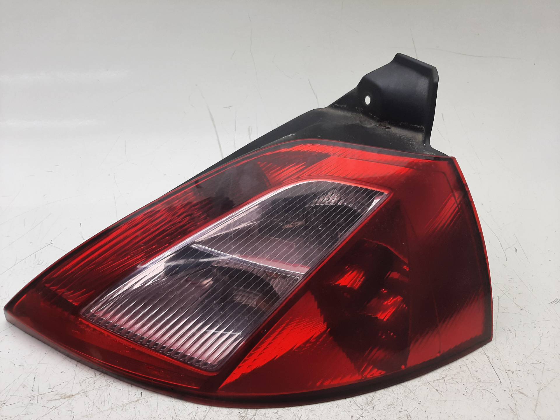 AUDI Megane 2 generation (2002-2012) Rear Right Taillight Lamp 8200073237 18548839