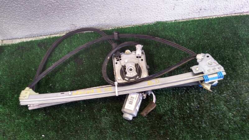 VOLKSWAGEN Laguna 2 generation (2001-2007) Front Right Door Window Regulator 400569E 18429048