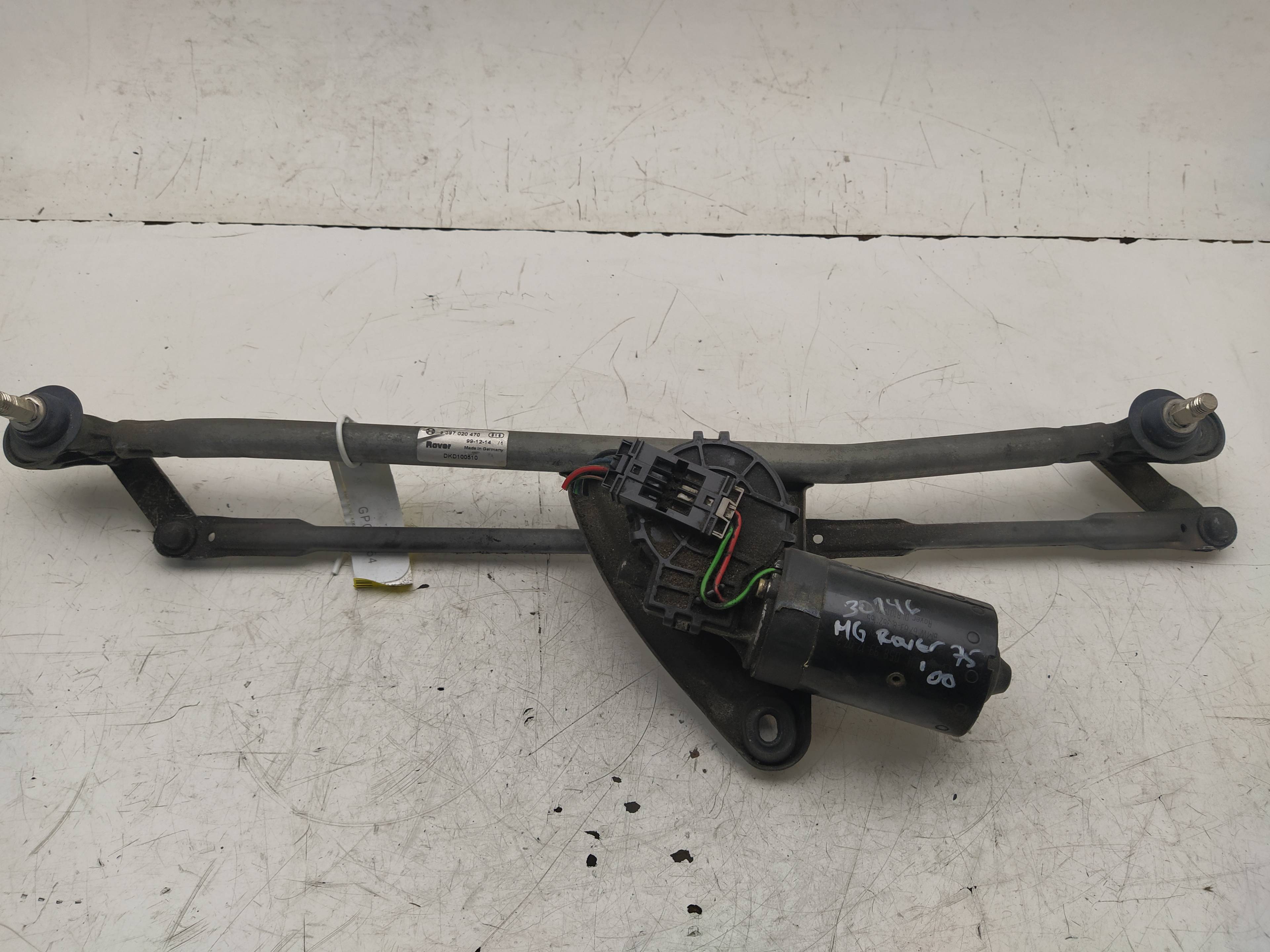 ROVER 75 1 generation (1999-2005) Front Windshield Wiper Mechanism 67638362155, DKD100510 18635435