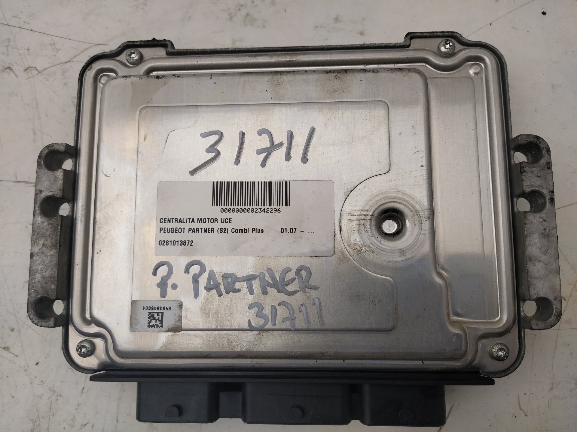 PEUGEOT Partner 1 generation (1996-2012) Unitate de control motor 0281013872, 9664843780 23097305