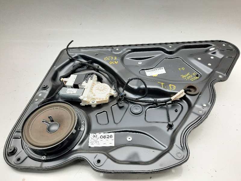 CHEVROLET Passat B6 (2005-2010) Lève-vitre de porte arrière droite 3C4839756F, 980856104, 1K0959704F 18540257