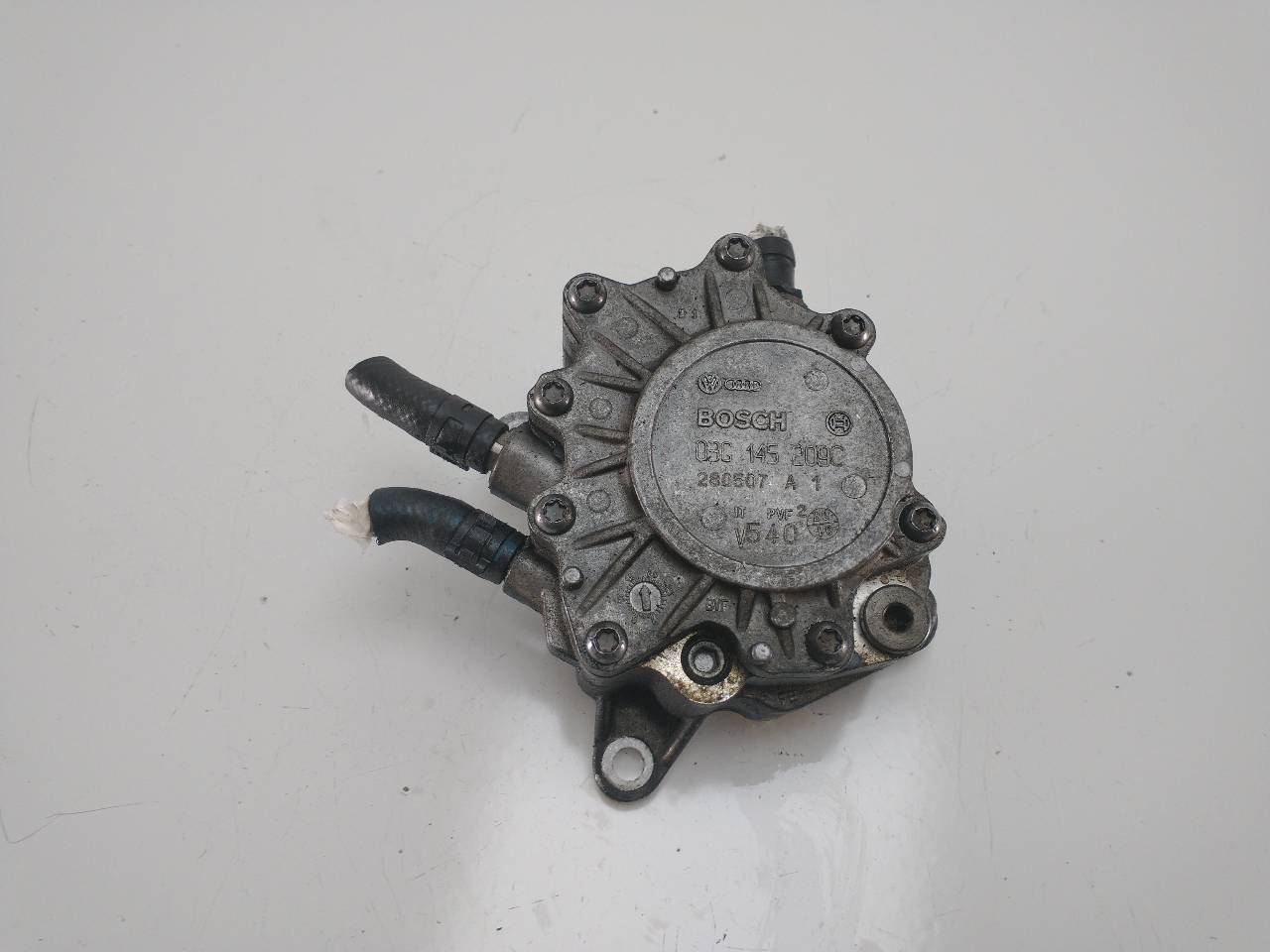 VOLKSWAGEN Passat B6 (2005-2010) Vakuová pumpa 03G145209C 25950189